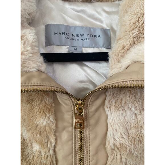 Women Andrew Marc New York Y2K Boho Faux Fur Gold Zipper Vest W/Pockets-Medium - Picture 4 of 6